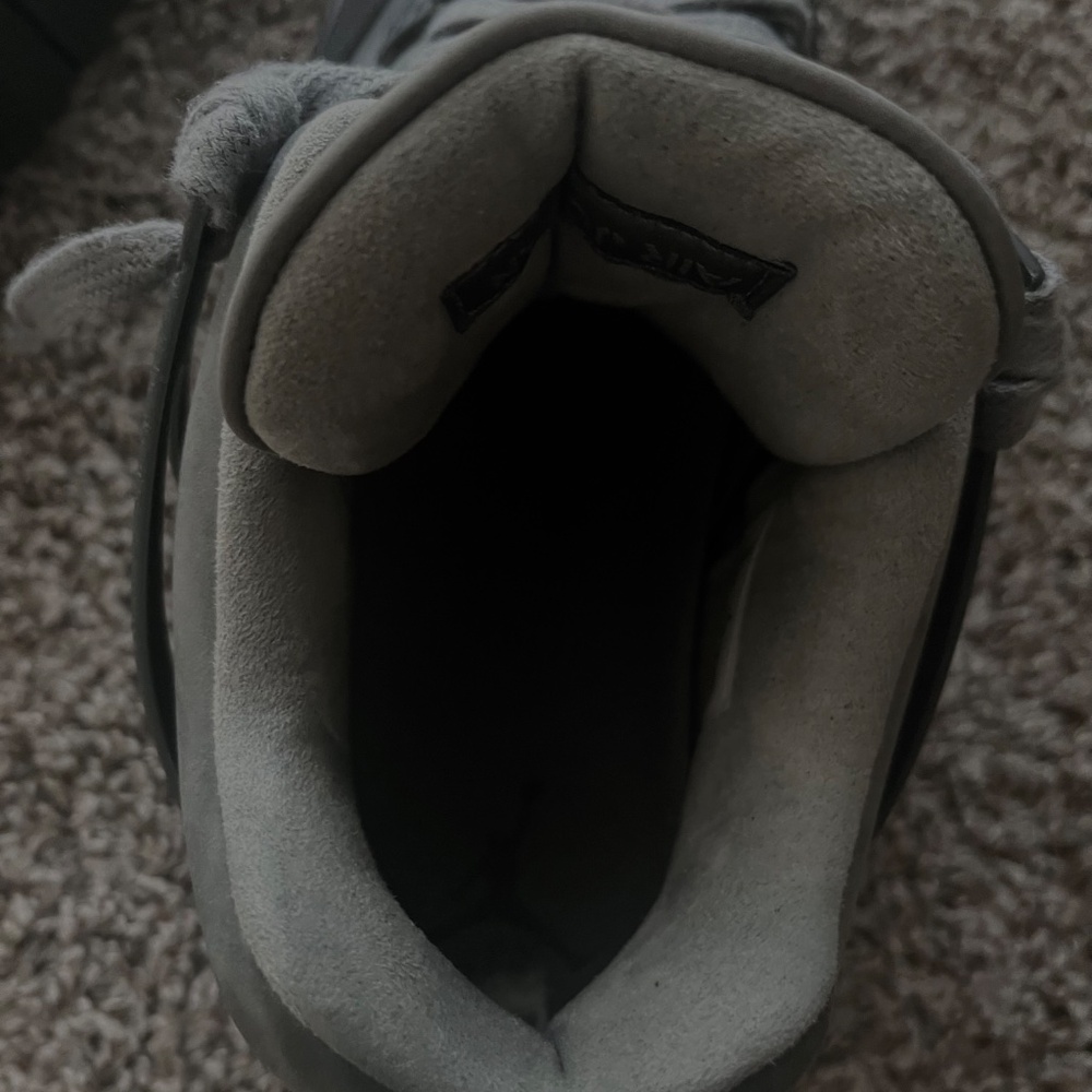 Air Jordan 4 Retro Grey - Picture 5 of 7